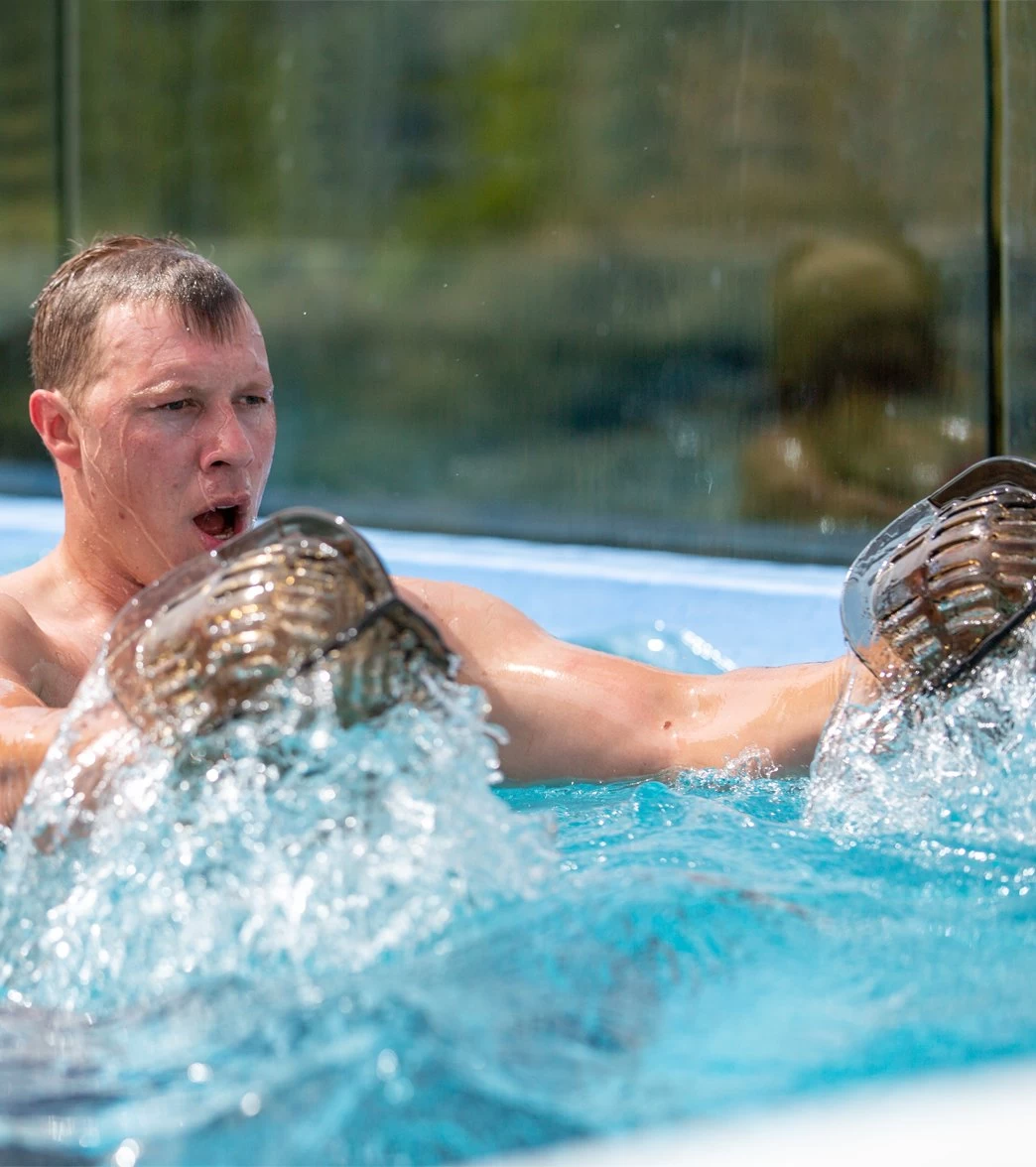 Aqualogix MEDIUM Resistance Bell