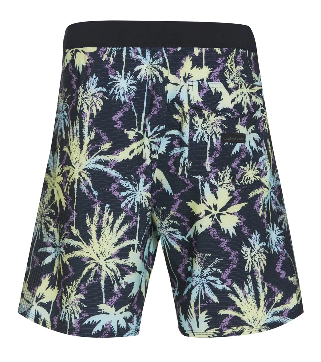 Quiksilver Men's 19" Highlite Arch Board Shorts - Image 2